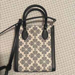 Kate Spade Black and Cream crossbody